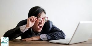 رنگ غیرعادی نمایشگر لپ تاپ